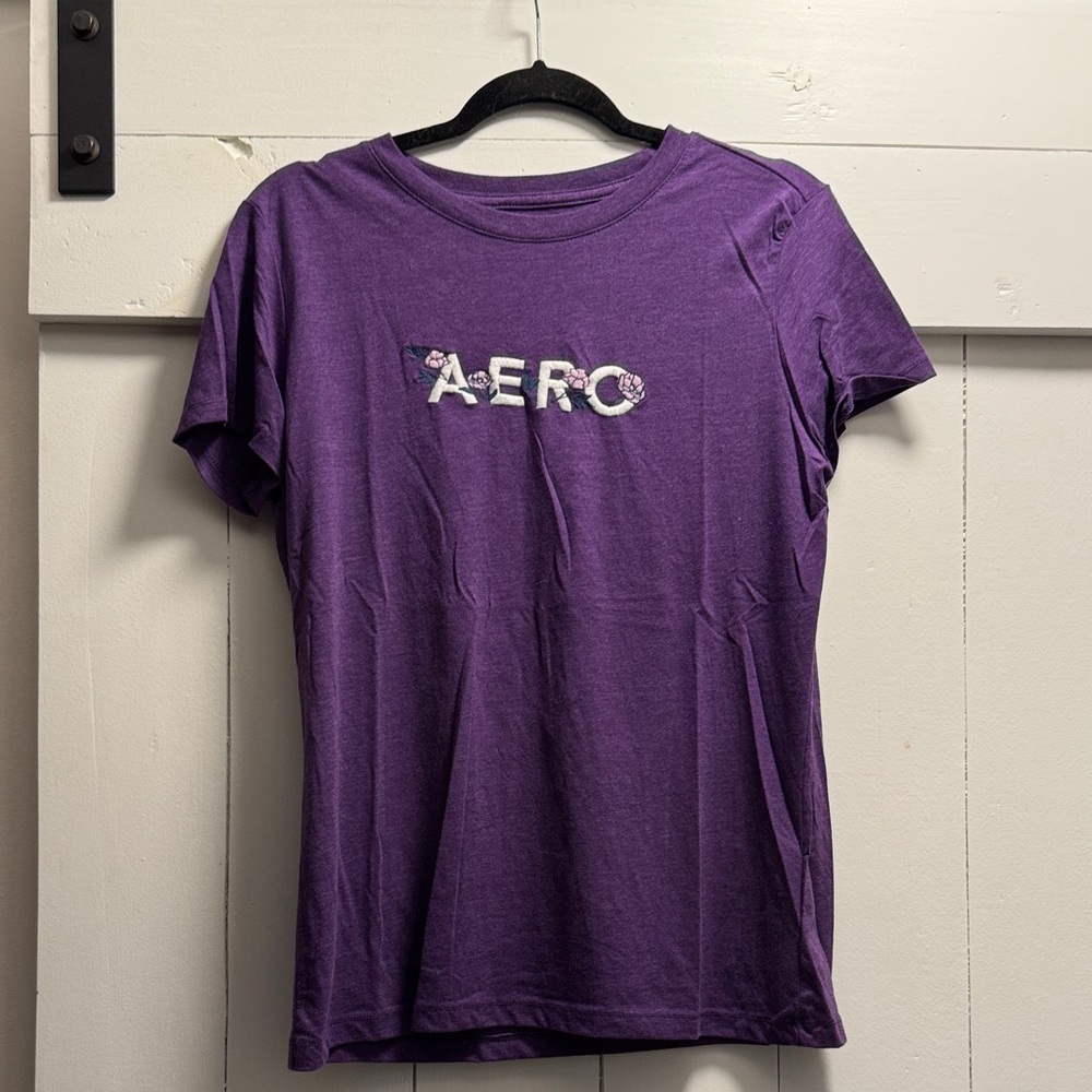 AERO Aeropostale Floral Graphic Purple T-Shirt XL